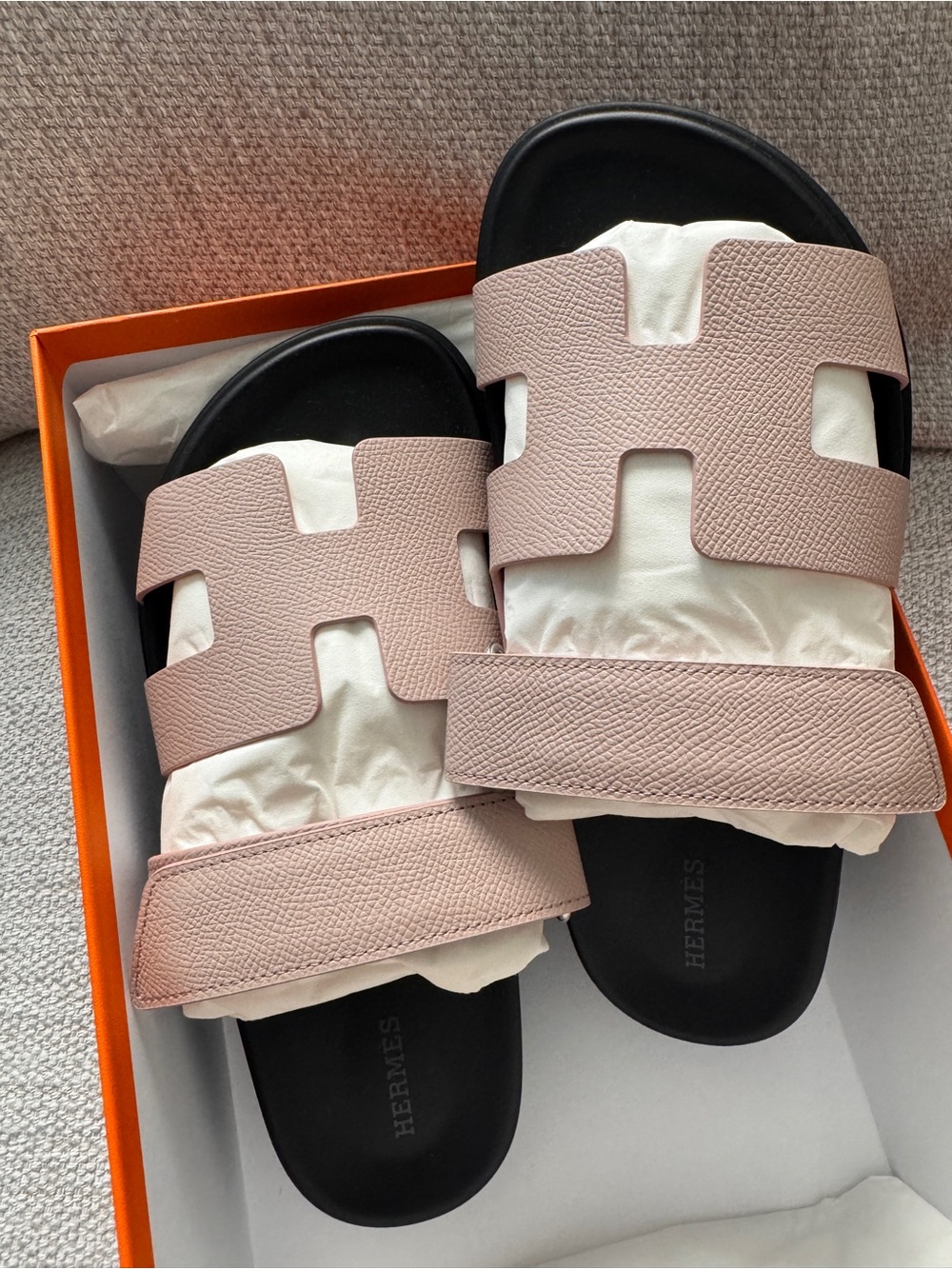 Hermes Chypre Women's Sandal Size 38/Us 8 Rose Porcelaine Epsom Calfskin NWB